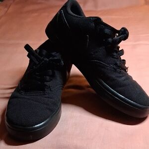 Nike Women's Black Sneakers